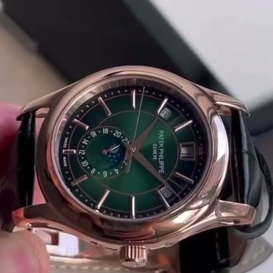 Patek Philippe — Linha Premium AAA+ — Rose Gold / Verde